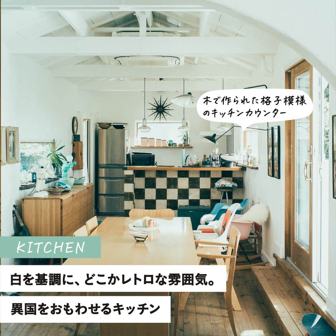 RE住むRENOVATIONさんのインスタグラム写真 - (RE住むRENOVATIONInstagram)「あくまでも自然体で、東京と真鶴の２拠点生活を楽しむ。クリエイター・山本海人さんの家づくりを大解剖  人によって家での過ごし方は千差万別。リビングやキッチンなど住環境へのこだわりは、人それぞれ変わってくるはずです。Doliveが以前訪れた住まいから、その人らしい家づくりを大解剖します。  今回ご紹介するのは「ようこそ私の家へ」で訪ねた、クリエイター・山本海人さんのお宅です。 以前は東京に在住でしたが、縁あって神奈川県・真鶴に移住。東京を仕事の拠点にしたまま、２拠点生活をスタートさせました。 リビングから見える、海の景色がお気に入りだと話す山本さん。住まいには、どんなこだわりが詰まっているんでしょうか？！  詳しくは記事をご覧ください。 @dolive.media  --- DoliveアプリではDolive media記事のほか、 サイトに載っていない特別記事も公開中。 App Storeで【Doliveアプリ】と検索してみてね。  #dolivemedia #dolive #doliveアプリ #君はどんな家に住みたい #家づくりを大解剖 #家 #部屋 #住まい #暮らし #住宅 #家具 #ライフスタイル #インテリア #暮らしのアイデア #暮らしのヒント #内観 #内観デザイン#好きなものに囲まれた暮らし #ディスプレイ #家づくり #家づくりのアイデア #真鶴 #二拠点生活 #デュアルライフ #海が見える家 #窓からの景色 #吹き抜けリビング」8月15日 13時14分 - dolive.media