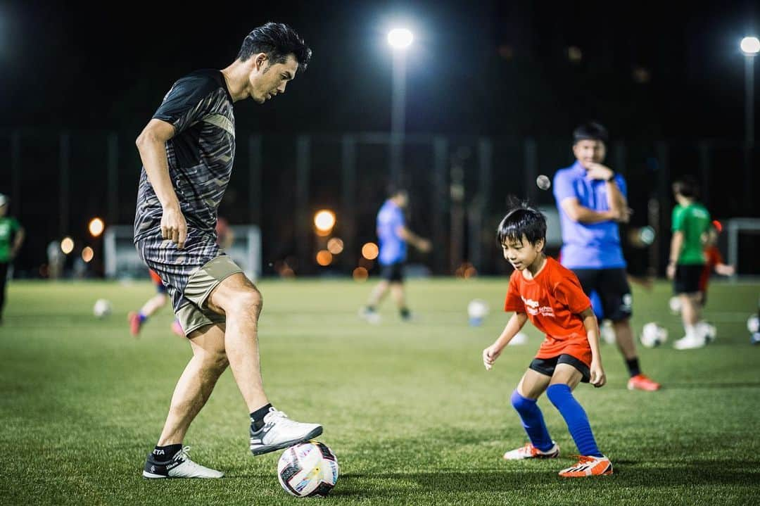 一柳夢吾さんのインスタグラム写真 - (一柳夢吾Instagram)「return the favor to football みたいな。  #taiwanfootball#taiwanfootballleague#taiwan#taipei#台湾#台北#台湾サッカー#台湾サッカーリーグ#台灣企業甲級足球聯賽#一柳夢吾」8月15日 13時33分 - yugo_ichiyanagi