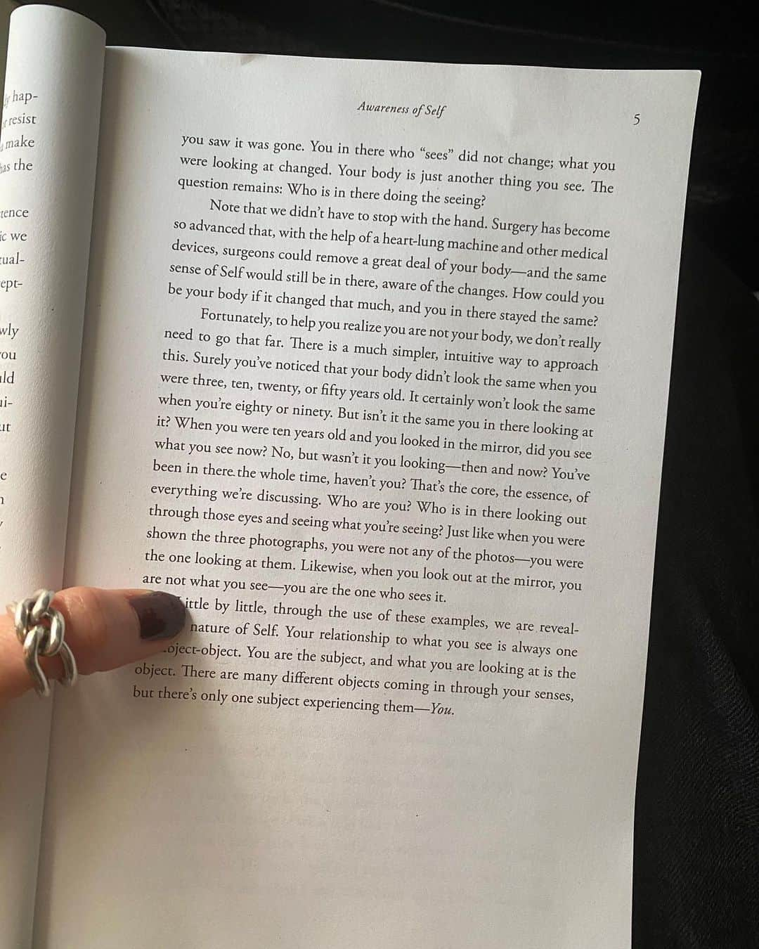 Marinet Mattheeさんのインスタグラム写真 - (Marinet MattheeInstagram)「New York  I found dreams  here  I lost dreams  here  I was looking for the dreams to find me again Then I realised  I am  The dream  - MM   Thank you #nyc #blessings #i #love #you #♾ 🤍」8月15日 5時30分 - marinetmatthee