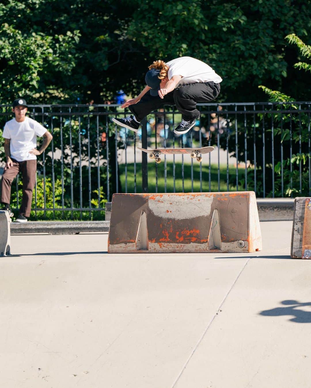 Vans Skateさんのインスタグラム写真 - (Vans SkateInstagram)「Chicago what a ride! Thanks to @UpriseSkateshop for all you do for your awesome skate scene and for all the locals who cruised out to hang. Next stops for the Make Impact Tour are @OrchardShop in Boston 8/19 & @WeAreCivil @CivilWesterly 8/20. Come kick it! 📷: @AAcostaa」8月15日 5時50分 - vansskate