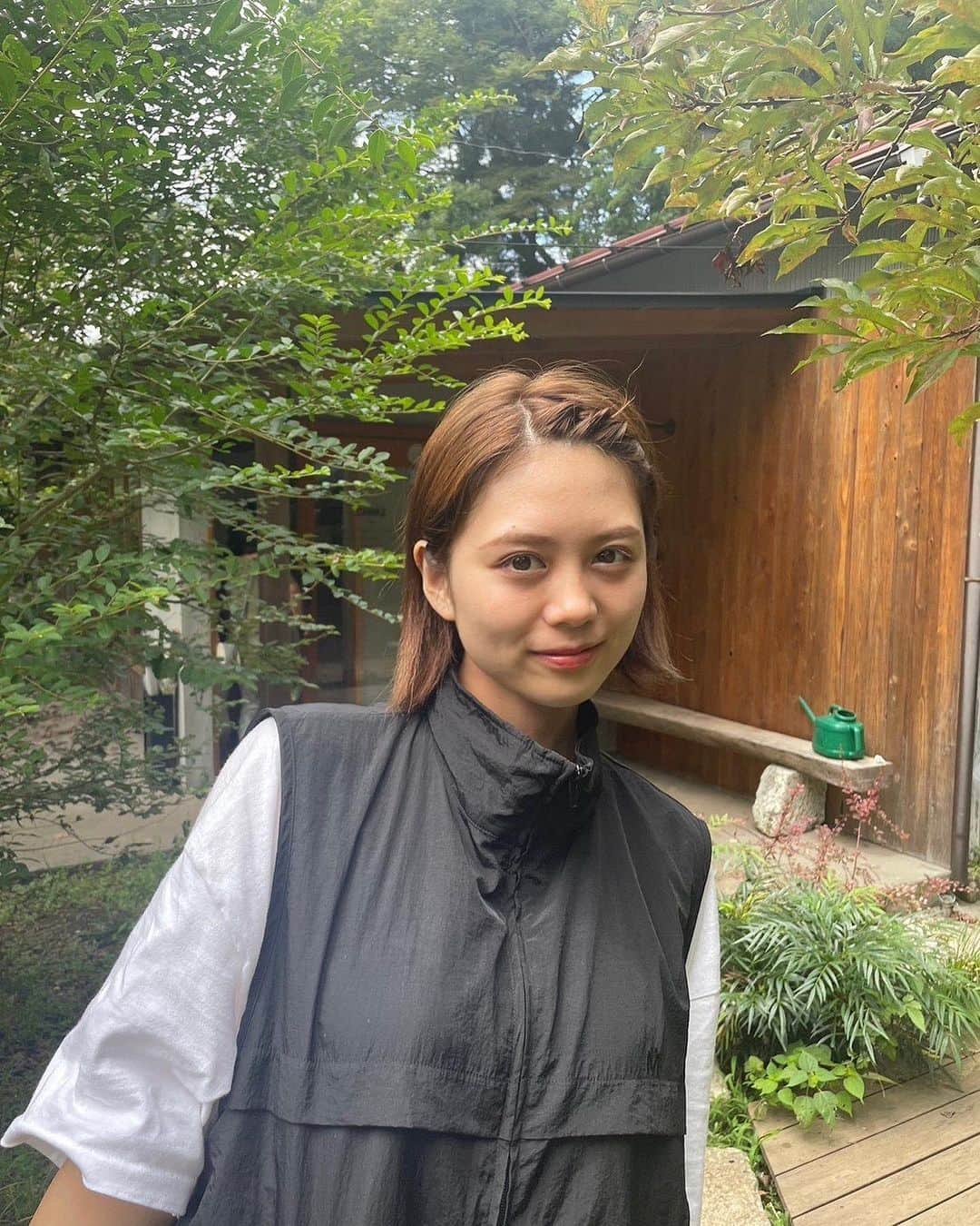 金野美穂さんのインスタグラム写真 - (金野美穂Instagram)「🧒🐟🧒🐟🧒  川でメダカらしき 魚追いかけてたらあっという間に時間過ぎる､､､､  次は泳ぎたい､､､  #金髪  #川」8月15日 9時33分 - kaneno_miho