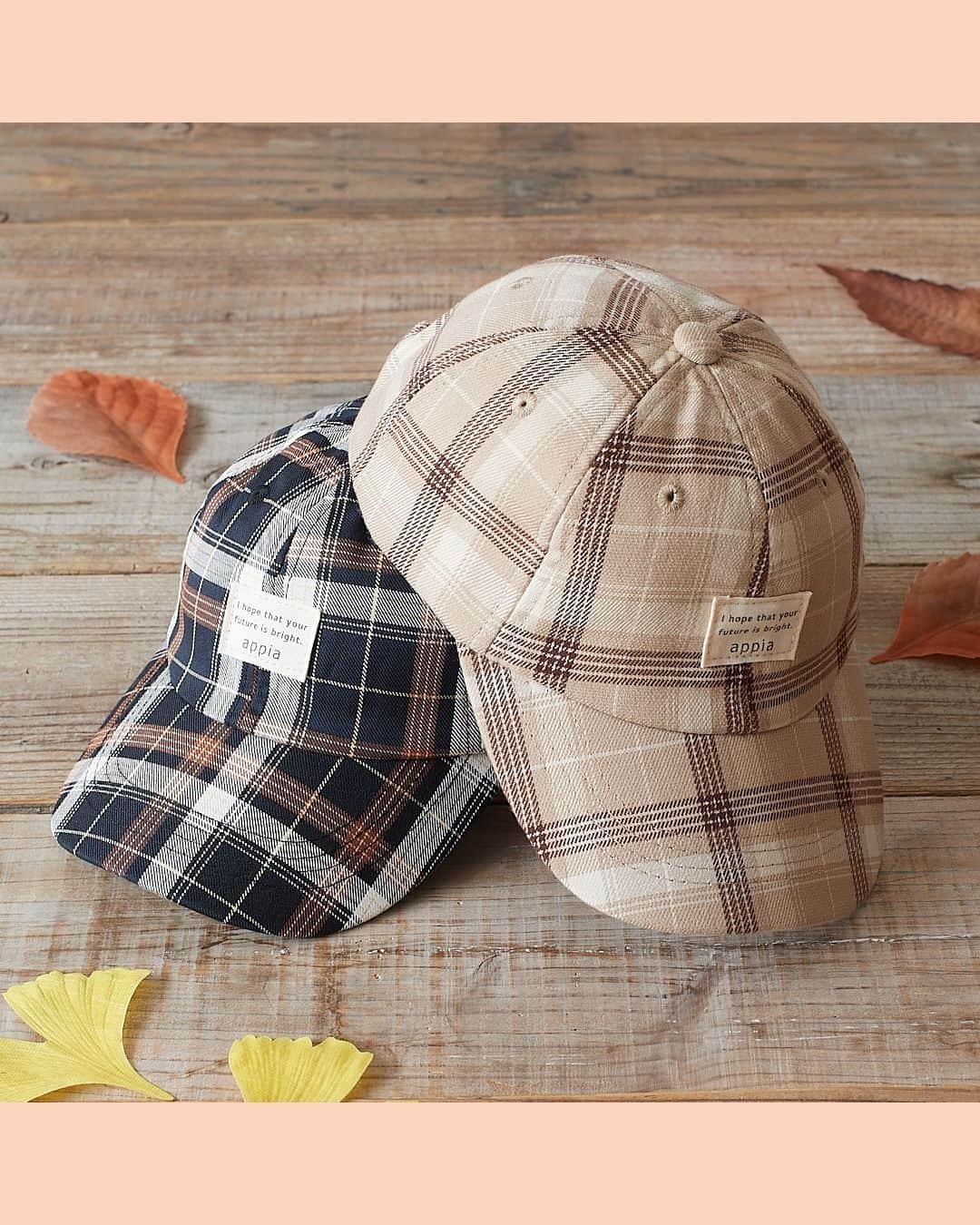 西松屋さんのインスタグラム写真 - (西松屋Instagram)「秋のおしゃれに西松屋の帽子はいかが？🍂  秋らしいコーデュロイのバケットハットや、ポンポン付きのかわいいクマ耳帽子も🐻💛 チェック柄のキャップはこれひとつでおしゃれさんに◎ 英字プリントのパステルカラーのものまで、さまざまな帽子をご用意しています♬  気になる帽子はありましたか？👀 ぜひコメントで教えてね💡  ━━━━━━━━━━━━━━━ 写真1枚目：アイテム ◇帽子　52cm ￥979（税込¥1,076） （品番：23A-WS05）  写真2枚目貼付：アイテム ◇帽子　48-50cm ￥979（税込¥1,076） （品番：23A-WS04）  写真3枚目：アイテム ◇帽子　50-52cm ￥979（税込¥1,076） （品番：23A-WS09）  写真4枚目：アイテム ◇帽子　56cm ￥979（税込¥1,076） （品番：NK-23306C-G） ━━━━━━━━━━━━━━━ ※掲載商品の価格は投稿時の価格です。 ※小物は参考商品です。 ※掲載商品は実物と色が異なる場合がございます。 ※店舗により品揃え・在庫が異なる場合がございます。  ・━・━・━・━・━・━・━・ 📣ご質問やコメントへのご返信は致しかねますが、 サービス向上のための貴重な情報として、スタッフが拝見しております。  📣#西松屋これくしょん もしくは @24028.jp を付けて投稿してね！ こちらの西松屋公式アカウントで紹介させていただくかも♪ 皆さまの投稿お待ちしております☺︎  ※DMであらかじめご連絡を差し上げ、許可を頂いた投稿のみを紹介させていただきます。 ※DM内で外部サイトへの遷移や個人情報の入力をお願いすることはございません。 ・━・━・━・━・━・━・━・ #西松屋 #nishimatsuya #24028 #秋服 #秋コーデ #チェック柄 #帽子 #バケハ #バケットハット #キャップ #キッズ帽子 #ベビー帽子 #キッズコーデ #ベビーコーデ #男の子コーデ #女の子コーデ #西松屋コーデ #赤ちゃん #ベビー #新生児 #キッズ #マタニティ #プレママ #マタママ #子育てママ #赤ちゃんのいる暮らし #赤ちゃんのいる生活 #子供のいる暮らし #子どものいる暮らし」8月15日 9時50分 - 24028.jp