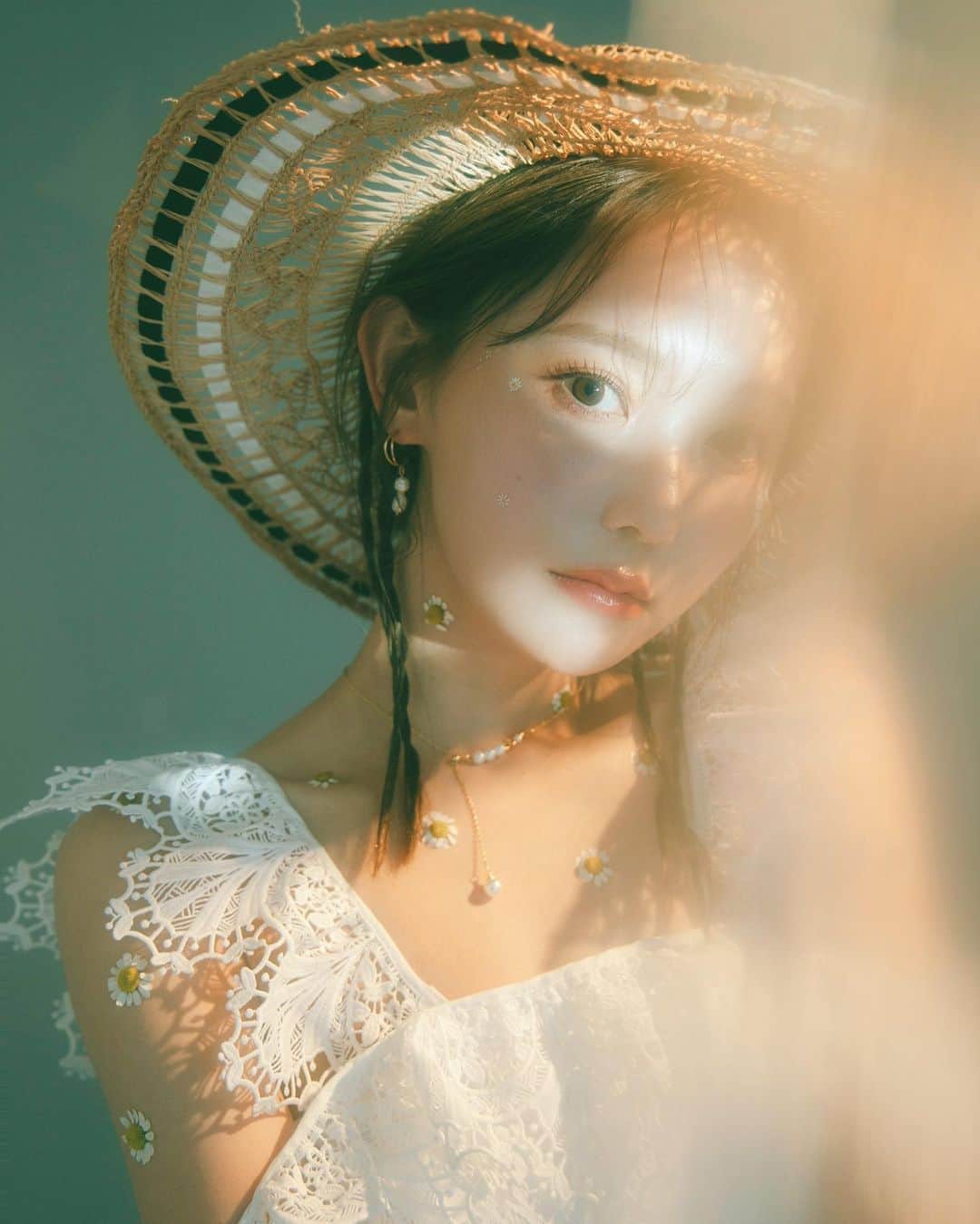 菅野結以のインスタグラム：「𓇠 𓇼 𝐴𝐶𝐼𝐷 𝐵𝑅𝐼𝐺𝐻𝑇 𝐿𝑂𝑉𝐸 𓇼 𓇠 @crayme_official  ⁡ #crayme #acidbrightlove」