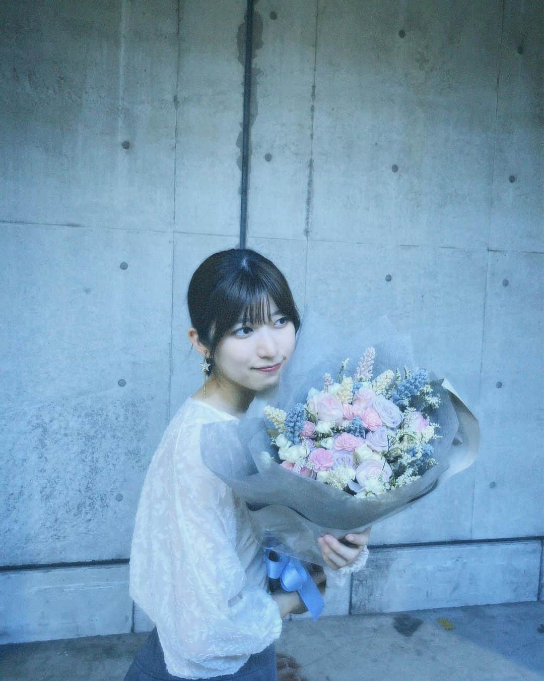 吉田華恋のインスタグラム：「💐」