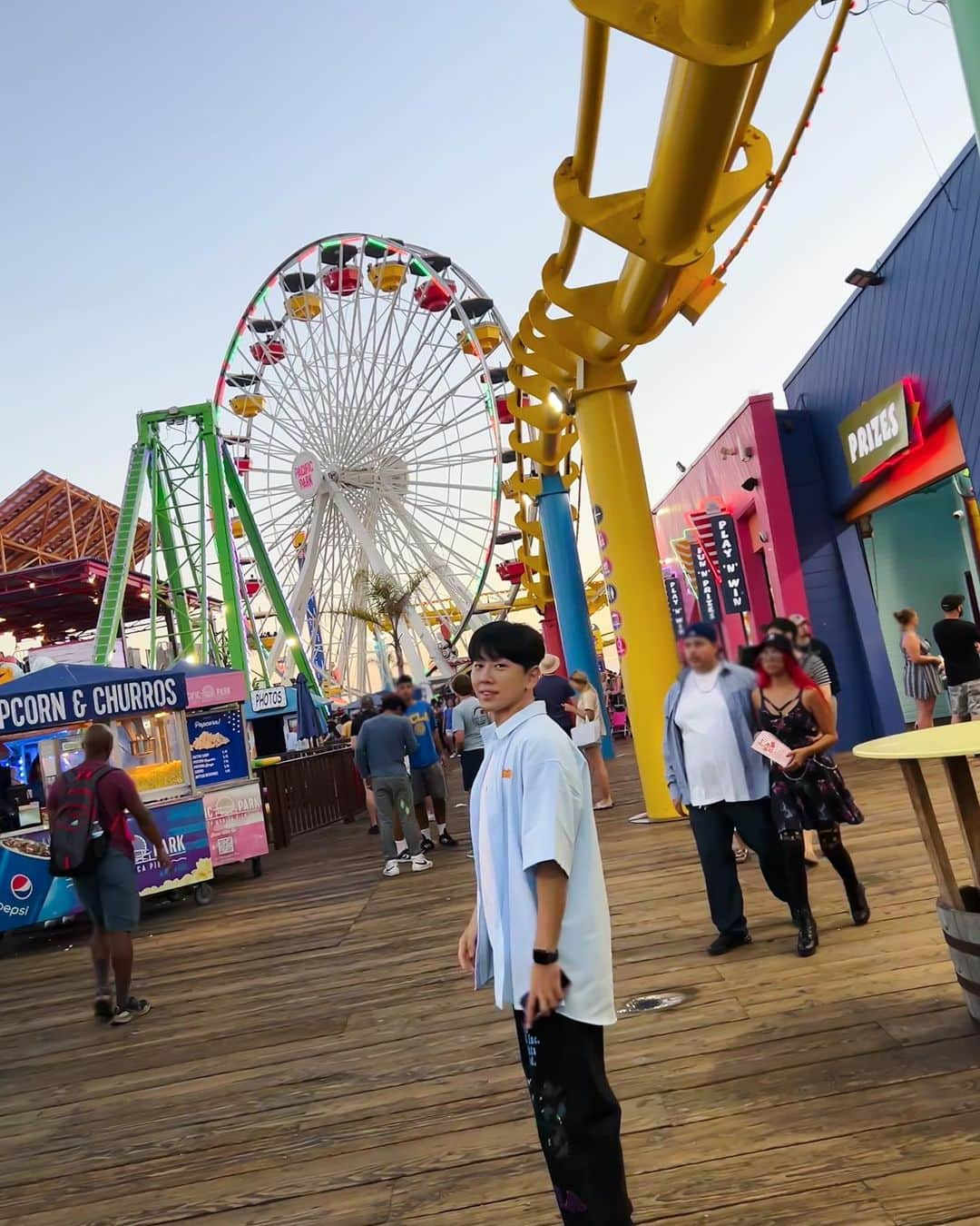 ノ・テヒョンのインスタグラム：「#santamonica beach 🏖️」