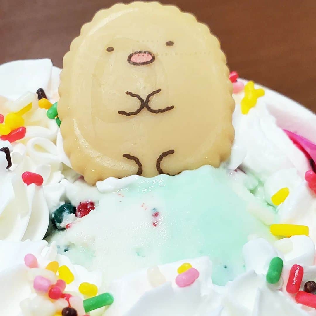 のインスタグラム：「美味しいもの食べて元気だそーーー🐰」