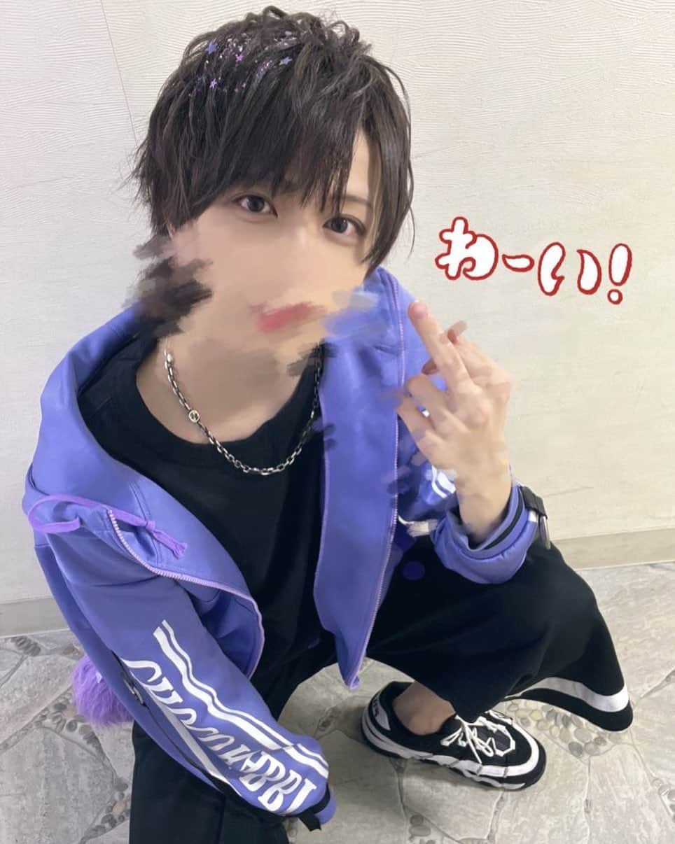 ゆぺくんのインスタグラム：「髪切って染めた〜どう？？？？」