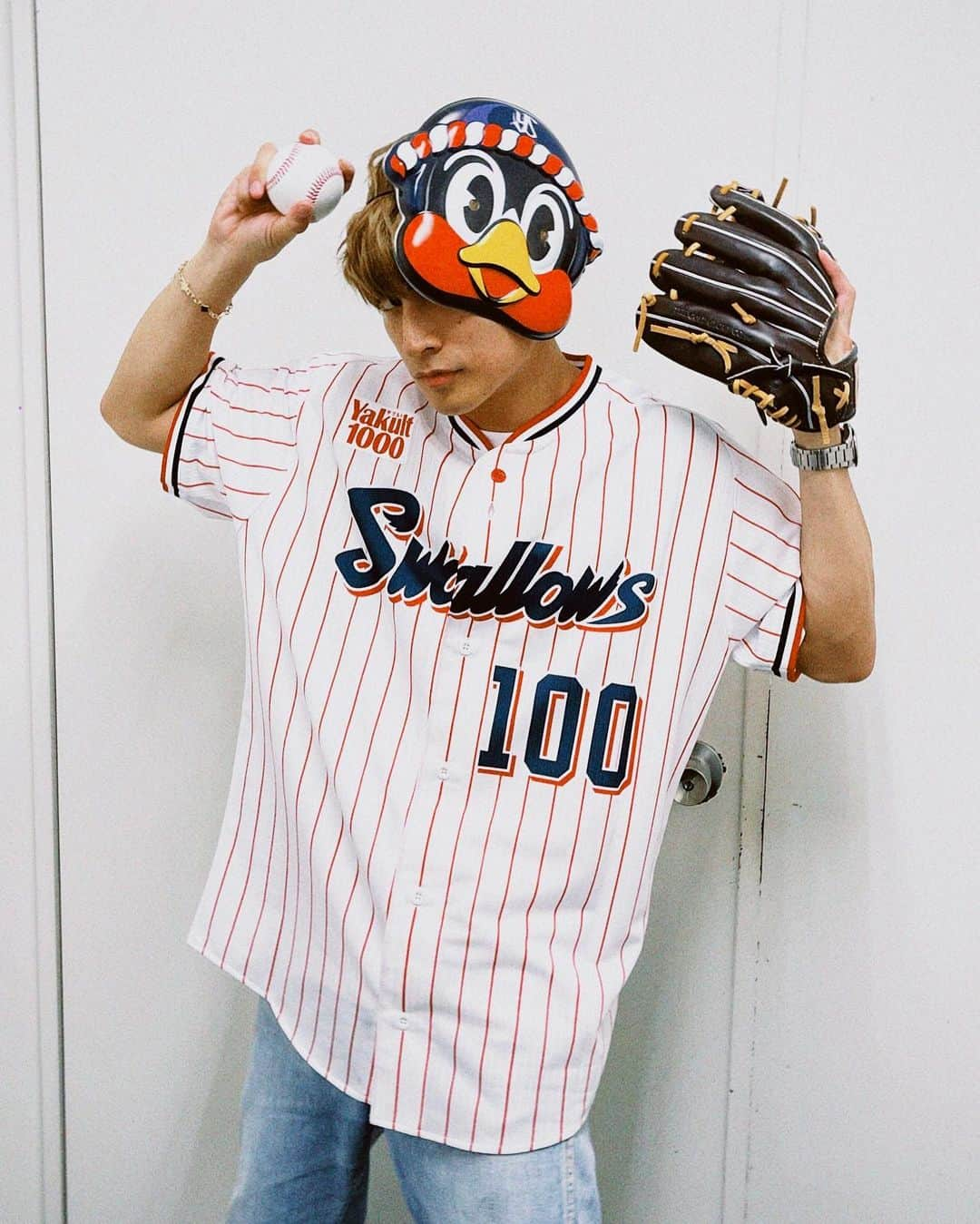 白濱亜嵐さんのインスタグラム写真 - (白濱亜嵐Instagram)「PKCZ in 神宮球場⚾️ #さあ行こうか  #まだまだ応燕するぜ」8月15日 21時53分 - alan_shirahama_official