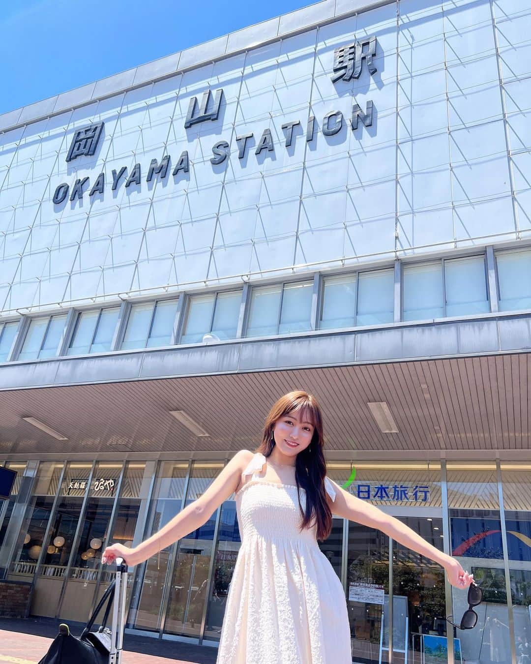 三田萌日香のインスタグラム：「. . . 生誕祭、ワンマンライブ、岡山でライブ、アイコレ二日間っていう怒涛の5日間が終わりました💙  どれも最高に楽しすぎてやっぱり夏って好き！！ .  このワンピースは大パパがモニカに似合うってプレゼントしてくれた👗🤍 . . . . . . . #アイドル #アイオケ#japaneseidol #japanesegirl #idol #girl #白ワンピース #白ワンピ #岡山 #岡山駅 #fff #fypシ」