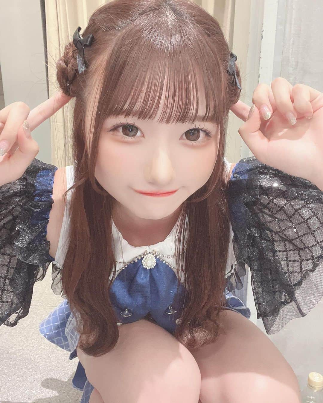 夢実あすかのインスタグラム：「ひつじちゃんですᏊ . ̫ . Ꮚ❤︎  ･  ･  ･  ． #japaneseidol #japanesegirl #idol #instagood #instalike #selca #followforfollowback #selfie #today #ootd #dailylook #instafashion #followme #アイドル前髪 #makeup #今日のコーデ  #アイドル  #ぱっつん前髪  #アイドルメイク  #ひつじヘアー #いいね返し #自撮り #自撮り女子 #自撮り界隈 #推してください #ヘアアレンジ #オフショル #簡単ヘアアレンジ #アイドル衣装 #羊ヘアー」