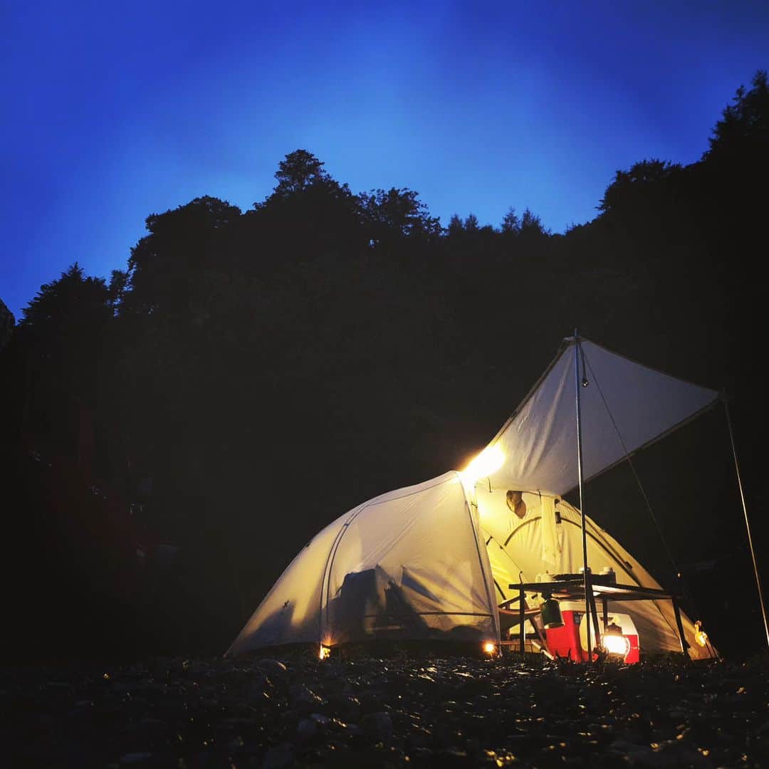 石田政博のインスタグラム：「SOLO CAMP.  このテント最強説  #TRAILTRIPPERPro.1 #トレイルトリッパーpro1 #トレイルトリッパー #snowpeak #65周年記念」