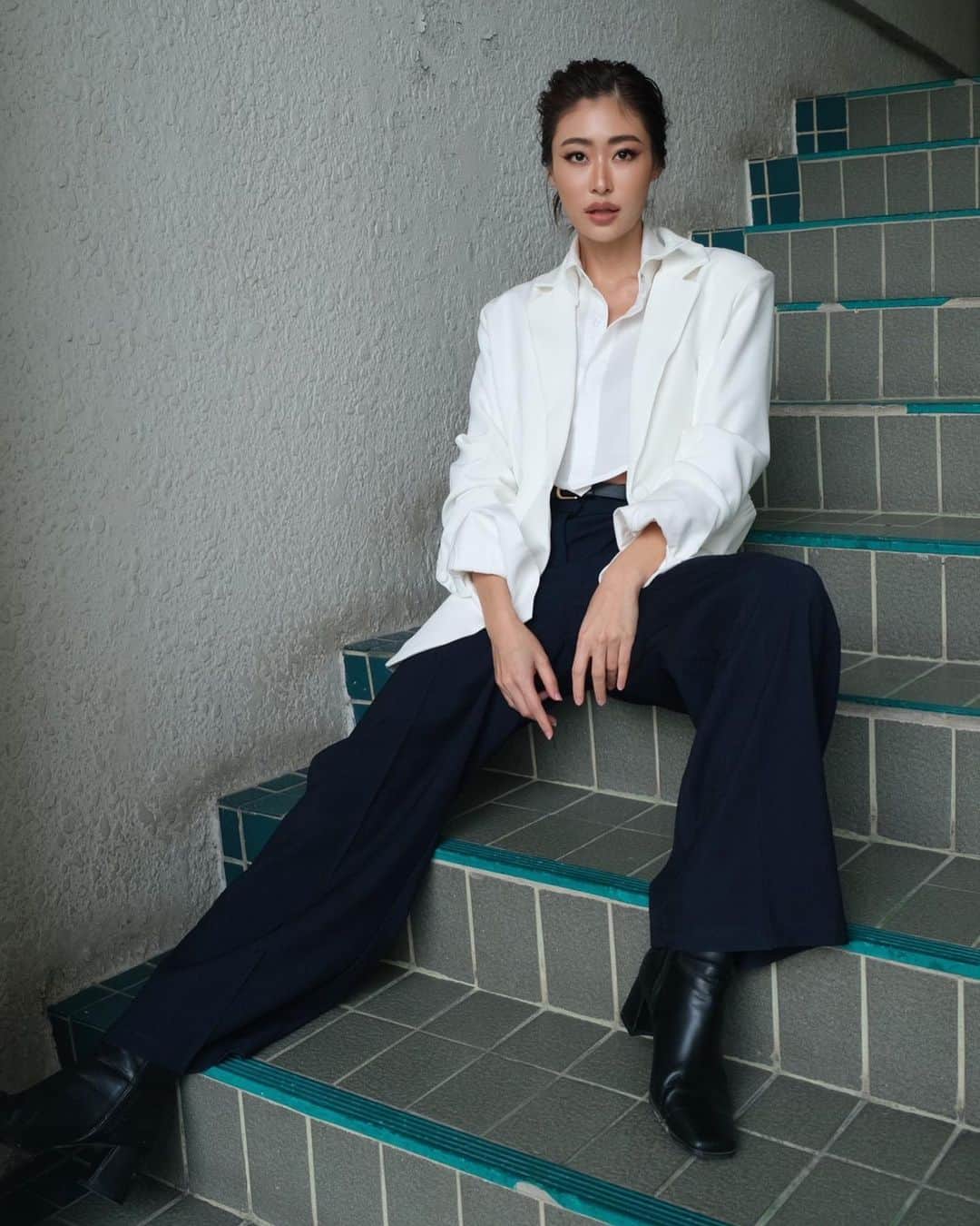 イプシー・キーラティのインスタグラム：「🖤」