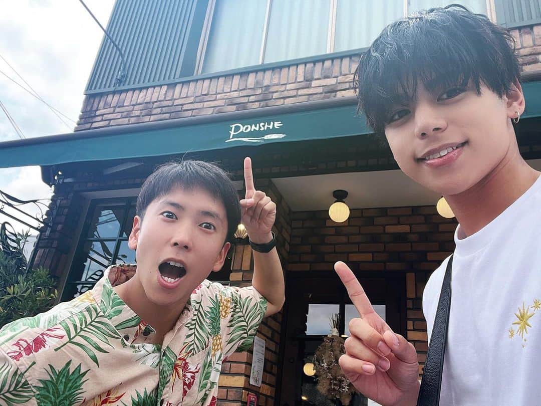 大城光さんのインスタグラム写真 - (大城光Instagram)「大矢と大城2の名古屋公演で大矢くんと薫が出会った日の思い出👍  この秋も面白いことがありそうな予感😏  ↑これは匂わせです！  #マジプリ #大城光 #永田薫 #大矢剛康 #猫ひた #大矢と大城 #大矢と大城2」8月15日 22時46分 - hikaru_oshiro0704