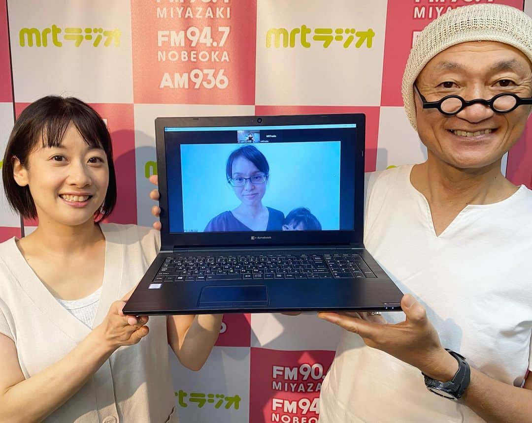 川島恵のインスタグラム：「13(日)は九州電力の廣本さんにリモートでご出演いただきました。災害への備えや停電に関する情報など、とにかく要チェックです！ ・ 収録では、お子さんの元気な声も😄 これぞ、おやこ応援ラジオ❤️ 日曜日・あさ10時30分〜 聞き逃した方はradikoタイムフリーで。 ・ #おやこ応援ラジオ #ココロでつなぐsdgs  #初鹿野聡 #九州電力 #九電  #ラジオ #mrtラジオ #radiko #radikoタイムフリー」