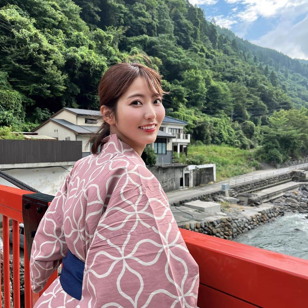 KBCテレビ「アサデス。」さんのインスタグラム写真 - (KBCテレビ「アサデス。」Instagram)「【アサデス。】 毎週金曜のお天気中継は見てくれていますか？ オフショットが溜まってきたので一気に公開🤍📸」8月15日 16時23分 - asadesu_kbc