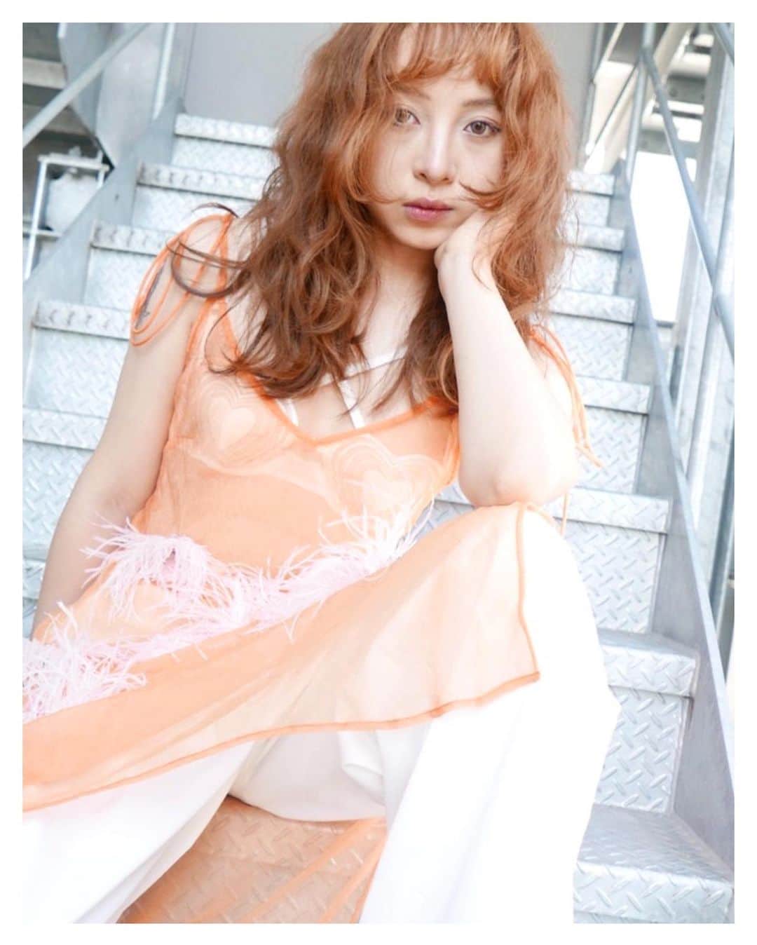 blocさんのインスタグラム写真 - (blocInstagram)「【 撮影 】 model / @syou_u  hair make / @ishiwata_kana」8月15日 17時11分 - bloc_japon