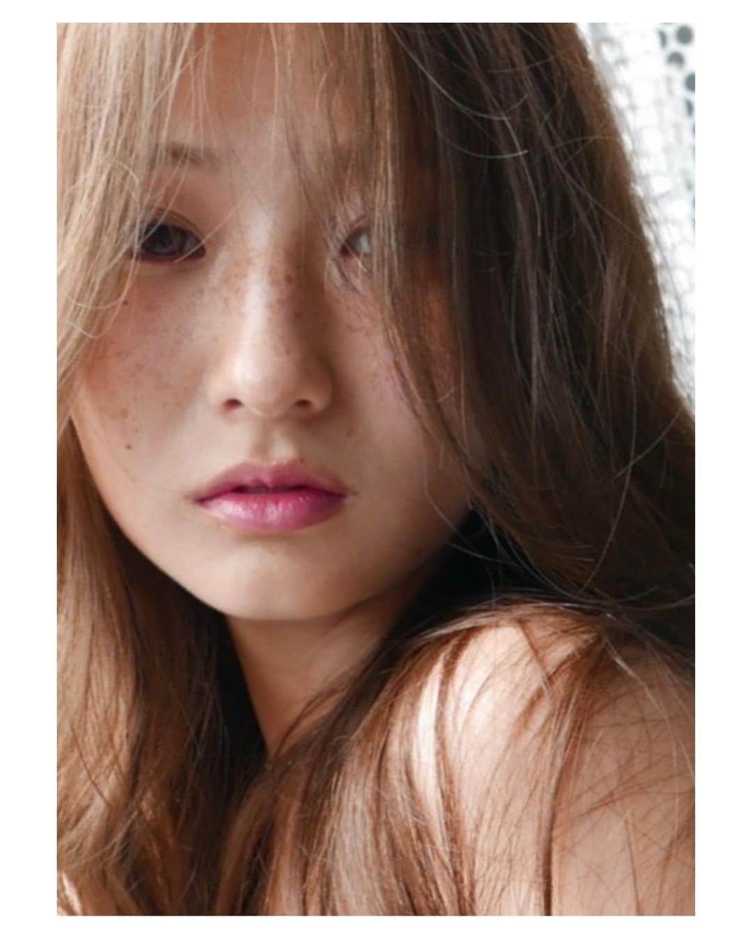 blocさんのインスタグラム写真 - (blocInstagram)「【 撮影 】 model / @yurai0628  hair / @_shogo.h_」8月15日 17時16分 - bloc_japon