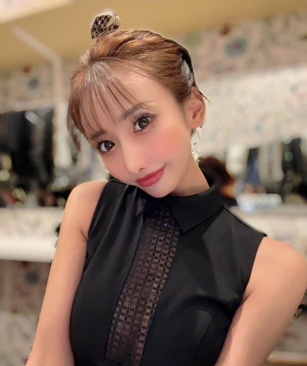 のインスタグラム：「❤️‍🩹❤️‍🩹❤️‍🩹 #錦3#キャバクラ#キャバ嬢#GLAMOROUS#鳳まりあ#お酒飲めないキャバ嬢」