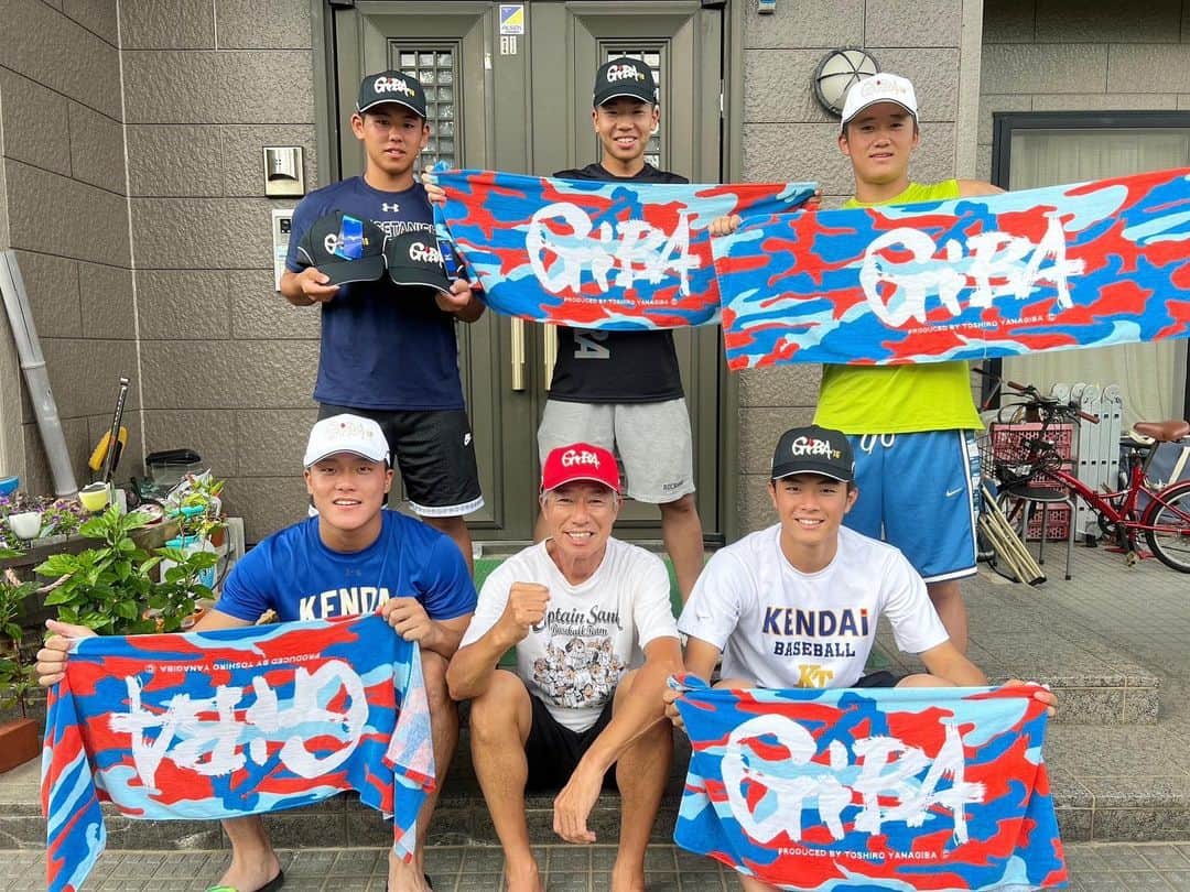 のインスタグラム：「. 健大高崎ナイン　秋来！ その笑顔と食べっぷりに 元気をもらいました！  彼らの未来に栄光あれ‼️  そしてラストの投稿は 堀江大和の直球を 振り遅れのライト前⚾️‼     #盆野球 #ぼくの夏休み」