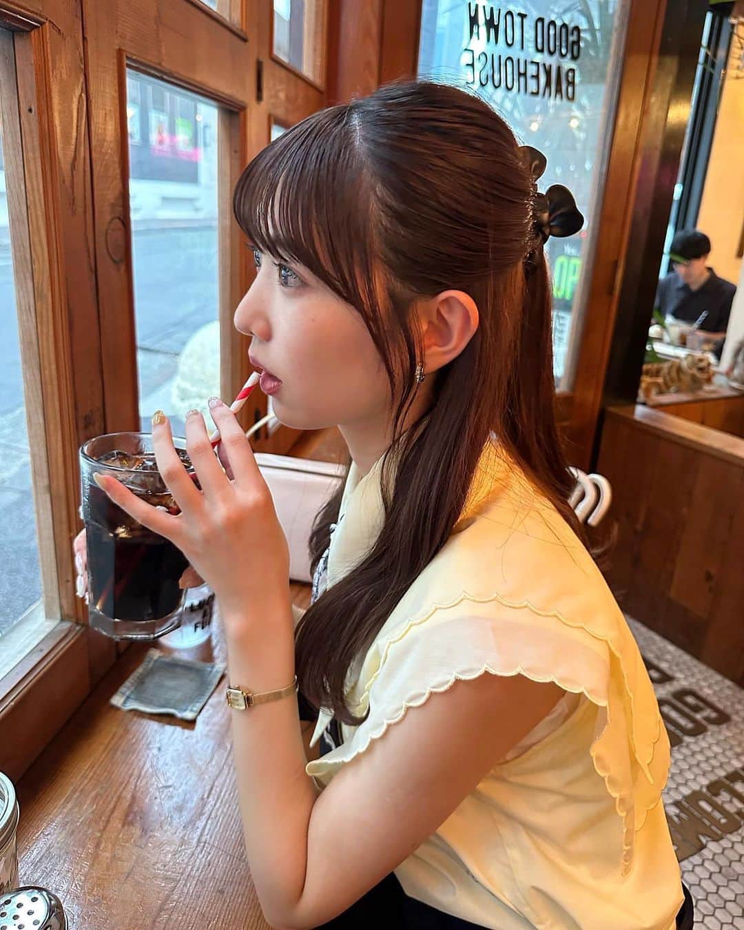 大槻アイリさんのインスタグラム写真 - (大槻アイリInstagram)「すきな飲み物🥊💨 1位コーラ 2位コーラ 3位コーラ  🙏🏻」8月15日 18時27分 - airi_otsuki