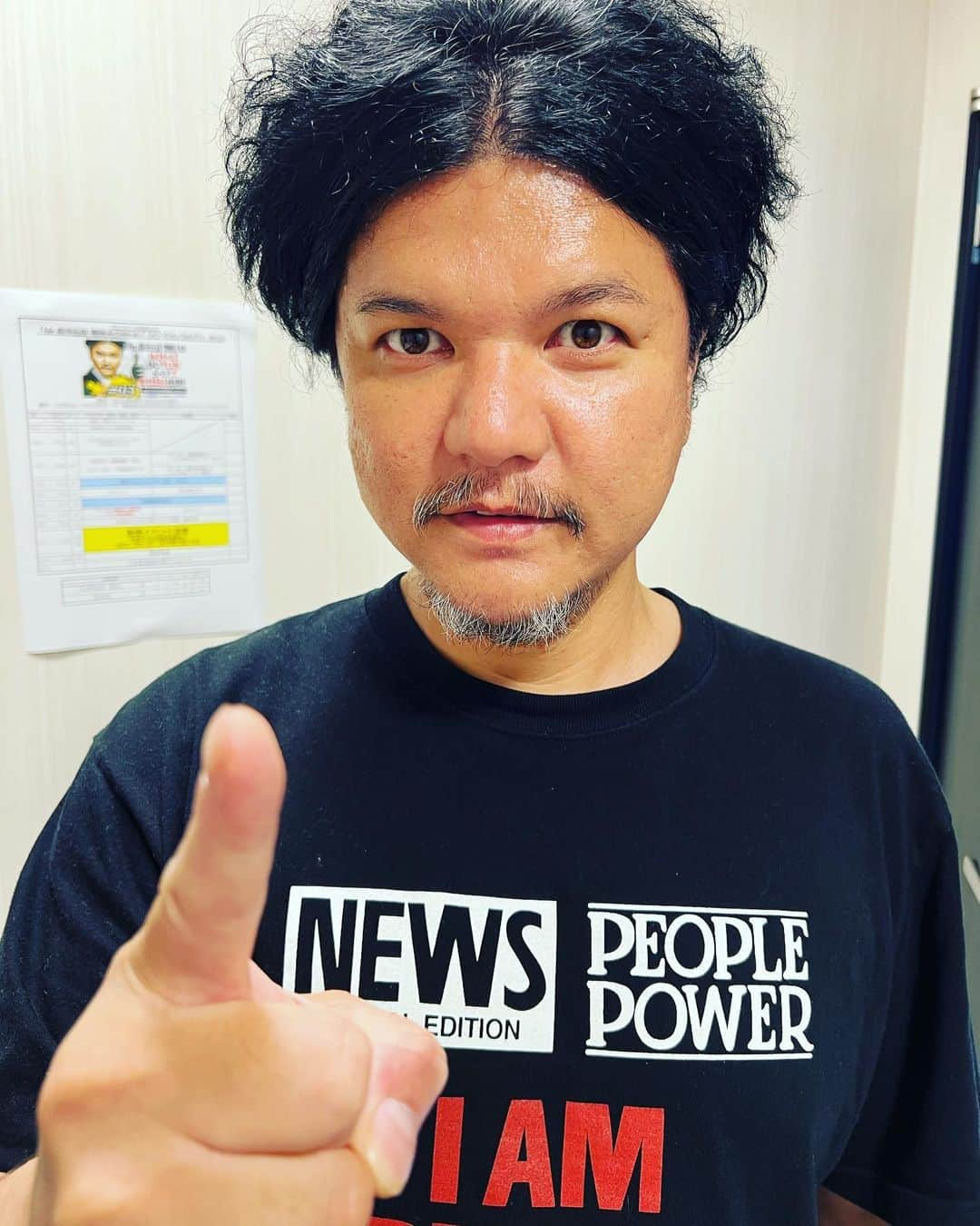 Mr.都市伝説 関暁夫さんのインスタグラム写真 - (Mr.都市伝説 関暁夫Instagram)「本日8月15日終戦とされている日の夜20時からMr.都市伝説 関暁夫のオンライントークライブを行います‼️ 日本の未来を一緒考えれる方々！ 集まれ🇯🇵🔥🔥🔥  I AM PROUD TO BE A JAPNESE👍✨ まだ戦争は終わってませんから！  #関暁夫 #都市伝説 #オンライン #トークライブ」8月15日 18時22分 - sekielberg