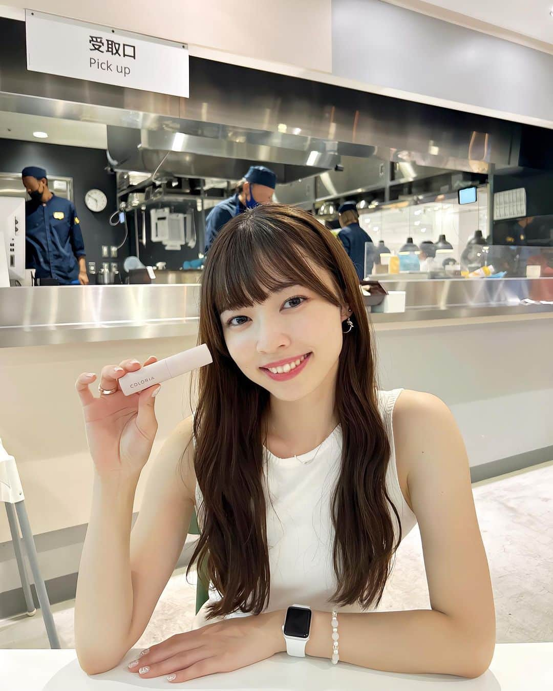 齋藤万莉奈さんのインスタグラム写真 - (齋藤万莉奈Instagram)「少し前に投稿したカラリアで選んだ香水2つ目の紹介🦋🤍  Pipiel-eau de parfum-(Shefar)  レモン、アップル、リリーがトップノートで個人的には爽やかさと甘さのミックスのような香りを感じた🌼  今の私のお気に入り一軍香水😽  カラリアは月額¥2,180〜、約1000種類から香水を選べるサブスクだよ🌿 カラリアで毎月のご褒美体験をぜひ💎 毎月違う種類の香水を選んで日常にわくわくを取り入れようー！  ハイライトにあるURLから登録すると初月¥500offで始められるから良かったら使ってね🫶🏻」8月15日 18時22分 - kupulauawa