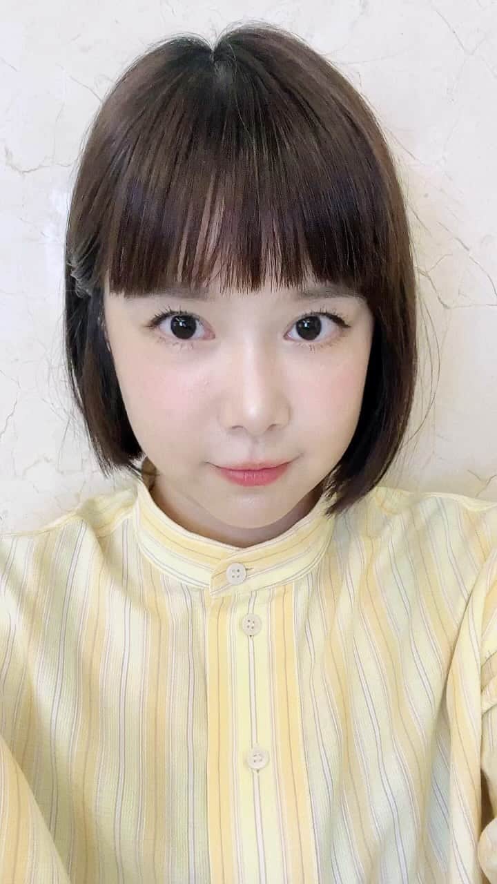 リー・ジャーインのインスタグラム：「忙完了早早回家🐝因為馬上就農曆七月一號😬大家都出入平安😛」