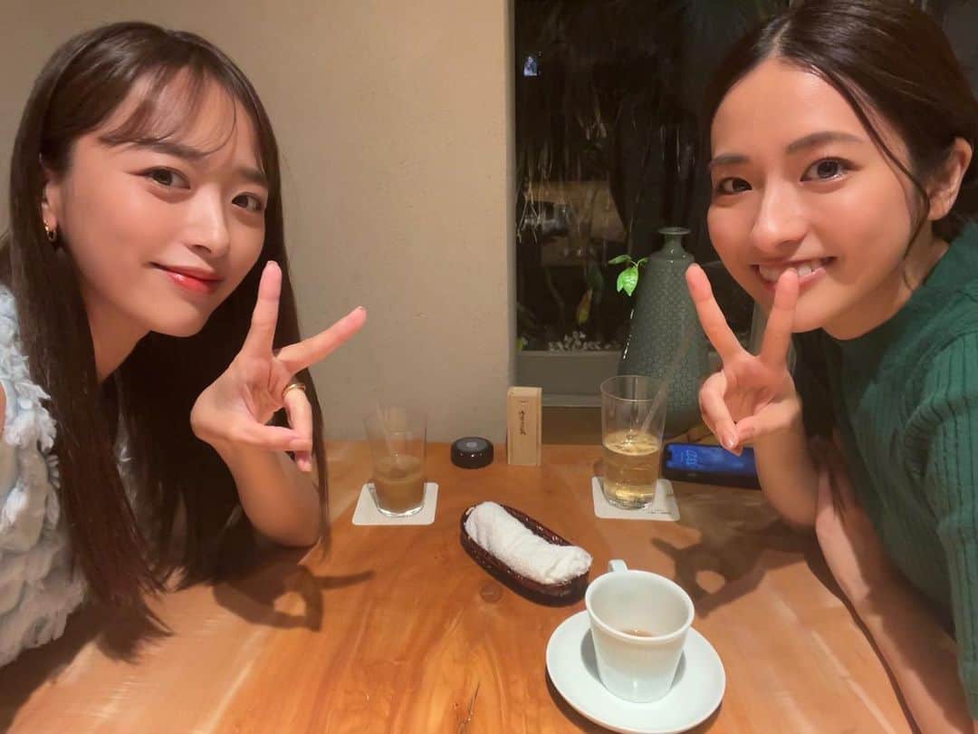 近藤千尋のインスタグラム：「ちーまこで焼肉ランチしたり おかずを持ち寄りパーティーしたり ちあちぴゆまで…🩷  広告のためにネイルを透明にしたり💅 いつもありがとう、つーちゃん🥰  一気に更新💗📷笑  夏休みはいつも以上に部屋が 散らかって、、、🥶 今から気合いを入れて片付けます…‼️‼️  今年の夏は岡山にも行くんだ❤️🌺 岡山、子供が喜ぶおすすめスポット教えて欲しいです💗😍」