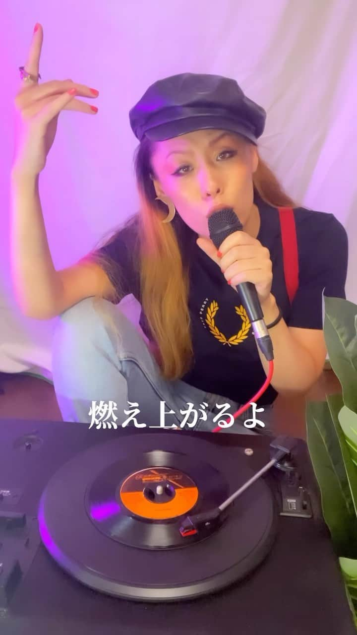 Metisのインスタグラム：「わっちはReggaeが大好きだから 大好きな事を誰よりも 大好きな気持ちで歌うんだ  Metis  #ska#reggae#rocksteady #スカ#ロックテディ#レゲエ#レコード#バイナル#7インチ #レゲエ好き #fredperry #レゲエミュージック#reggaesinger#大好きな音楽#ダンスホールレゲエ」