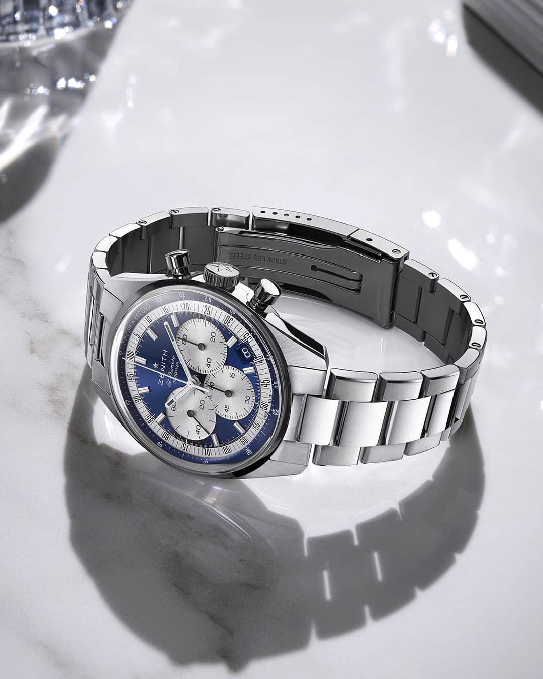 ゼニスのインスタグラム：「#ChronomasterOriginal: Fractioned blue. The Boutique Edition of the Chronomaster Original, available exclusively from ZENITH physical boutiques.」
