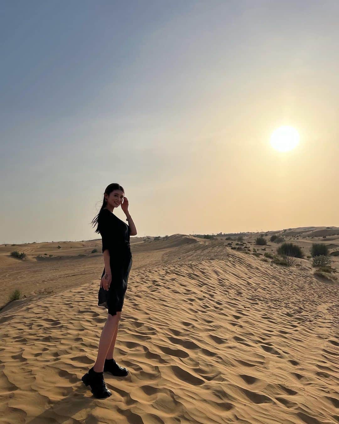 東野佑美さんのインスタグラム写真 - (東野佑美Instagram)「📍Dubai さばくサバク砂漠🏜️」8月15日 21時07分 - yumi.higashino