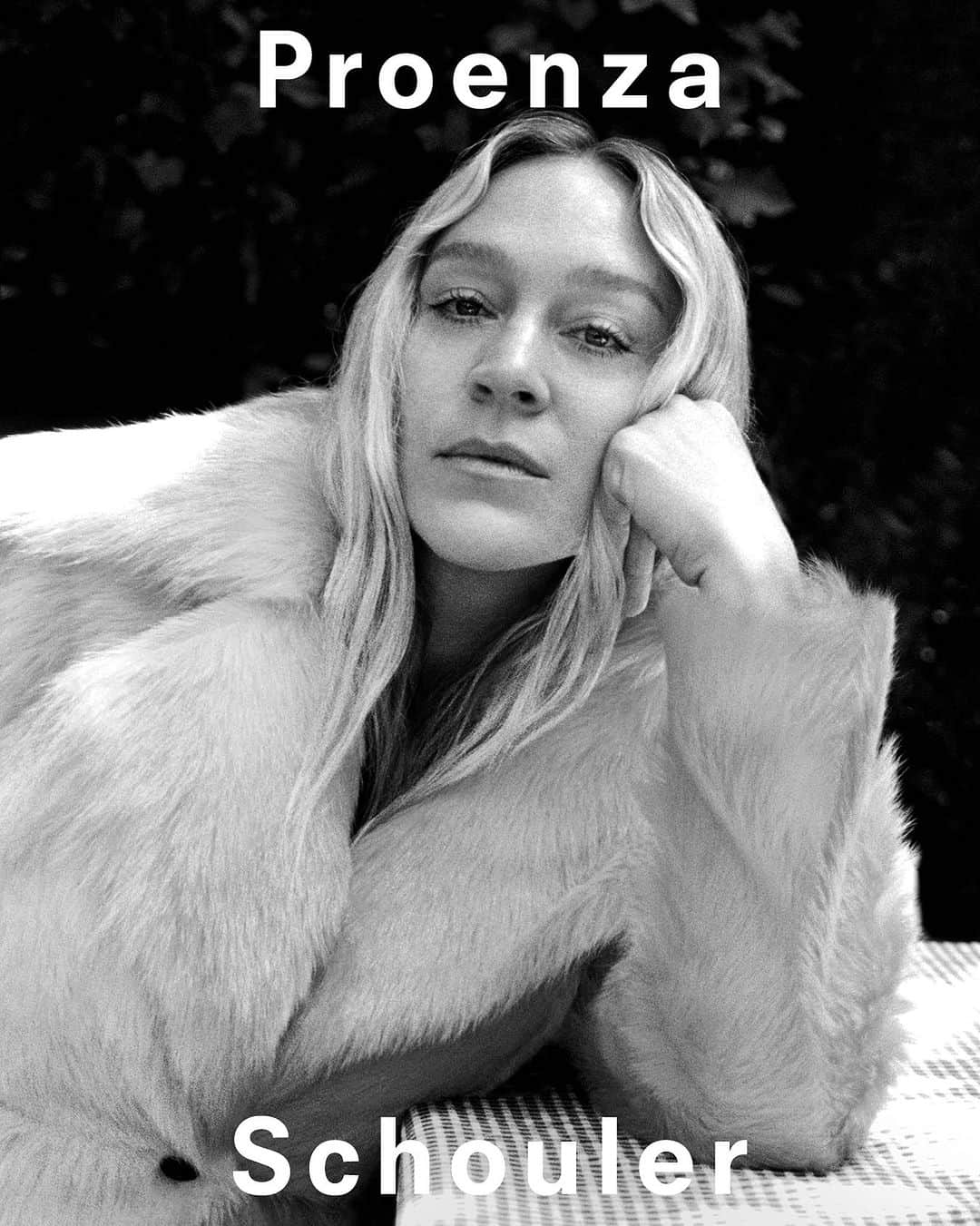 プロエンザスクーラーのインスタグラム：「Proenza Schouler Fall Winter 2023 featuring Chloë Sevigny  Photography by Davit Giorgadze  #proenzaschouler」