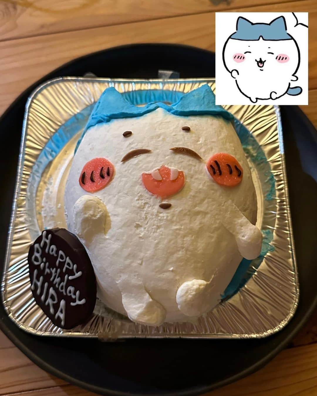 hiraさんのインスタグラム写真 - (hiraInstagram)「２６歳！🎂🎉❣️  （と、世界一可愛い似てなさすぎるハチワレケーキ）」8月15日 21時39分 - hirapark