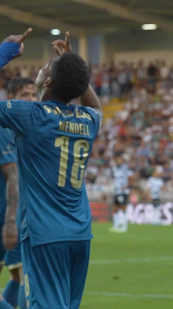 ヴェンデウ・ナシメント・ボルジェスのインスタグラム：「Pontapé para a vitória 🤩  📽️O golo do Wendell na #FCPortoCam   #MFCFCP」