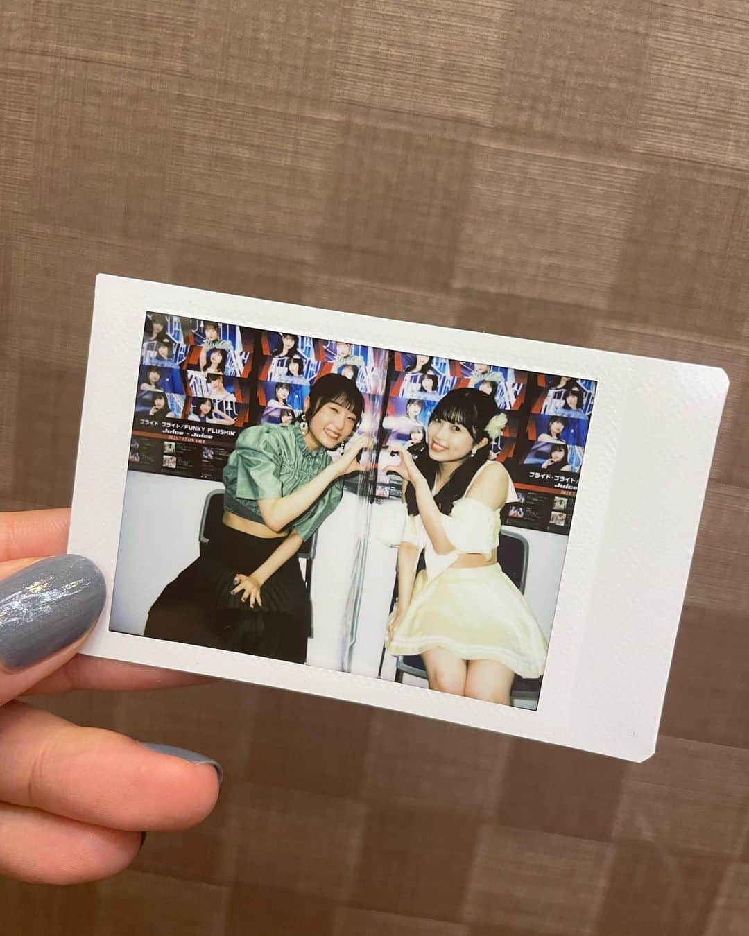 のインスタグラム：「🩷  マイドームおおさかでの個別イベントありがとうございました！  BEYOOOOONDSのみんなと同じフロアでイベントしてて、チェキ会に推しが来てくれた🫶     #BEYOOOOONDS #西田汐里 ちゃん #juicejuice #プライドブライト #FUNKYFLUSHIN' #段原瑠々」