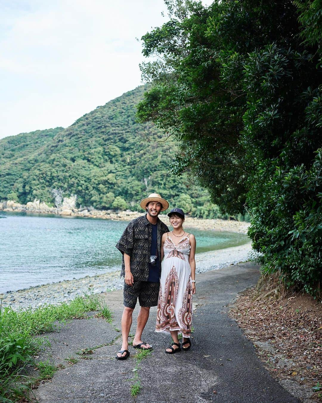 三原勇希のインスタグラム：「夏休み🌻長崎島旅 五島の福江島にて、後ろの海で しっかり泳いだあとに  📷 @ora_haruki」