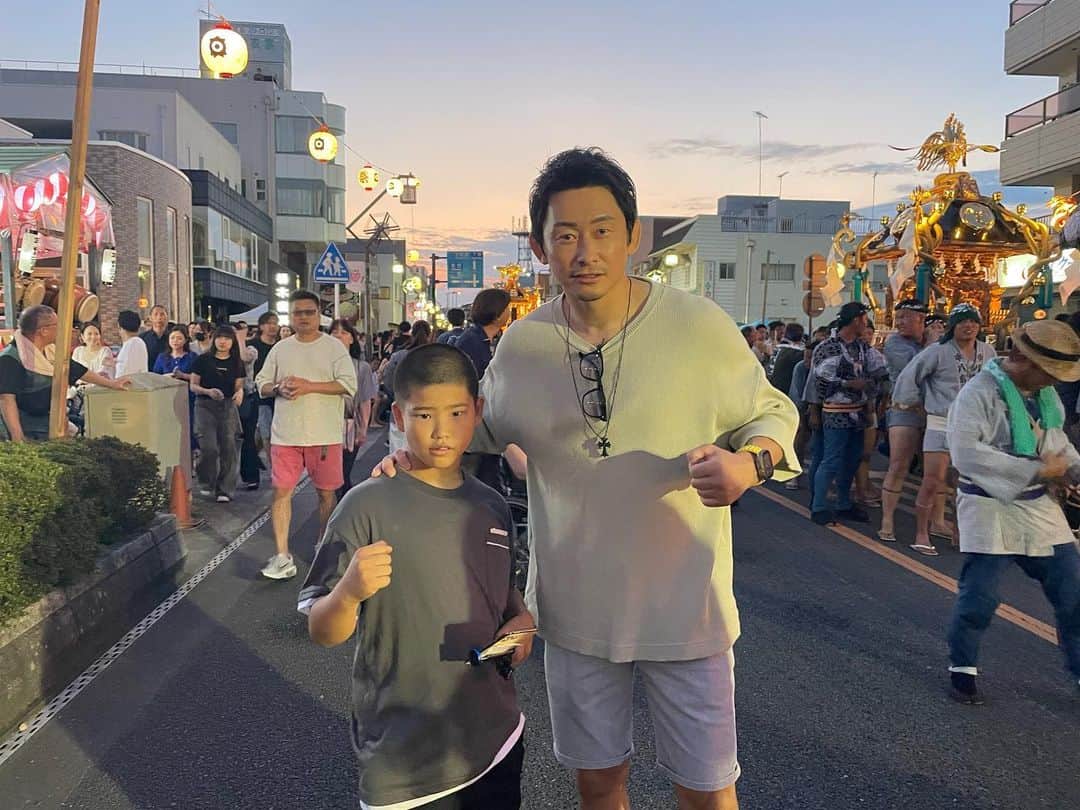 吉永啓之輔のインスタグラム：「たこ助と花火大会行ってきた  #真岡市花火大会2023  #祭り」