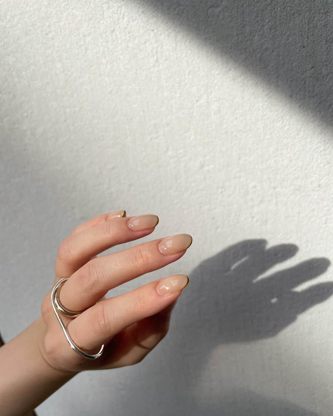 大野愛友佳のインスタグラム：「最近のnailたち✔︎  シンプルが好み♡」