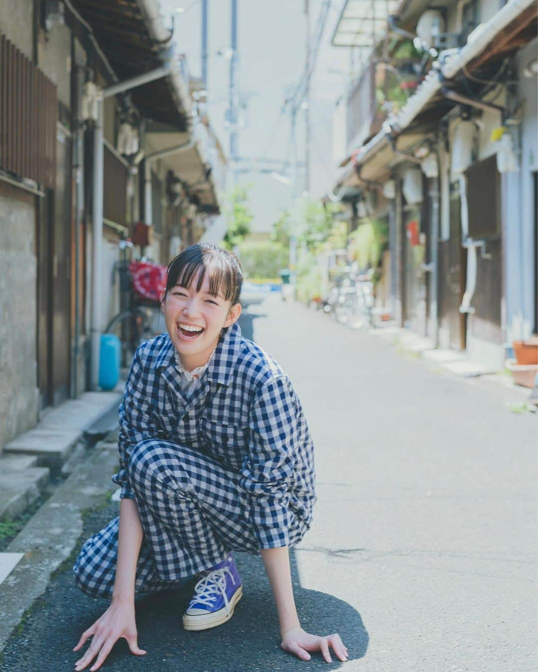 佐藤栞里のインスタグラム：「. 大阪旅の後編〜🐙 おいしいのはもちろんのこと、 しっかりお客さんの心まで見て 愛を込めて自慢の一品を届けてくれるのが すごくすごく印象的でした☺︎ なんなら心の奥深く深くまで見透かされているような ちょっとどきどきしたくらい😳笑 でも、だからこそより美味しくて 心もお腹も、いーっぱいになりました🕊 まいど、おおきに☺️ #ちょっと食べてみ！？ #連載拡大版」