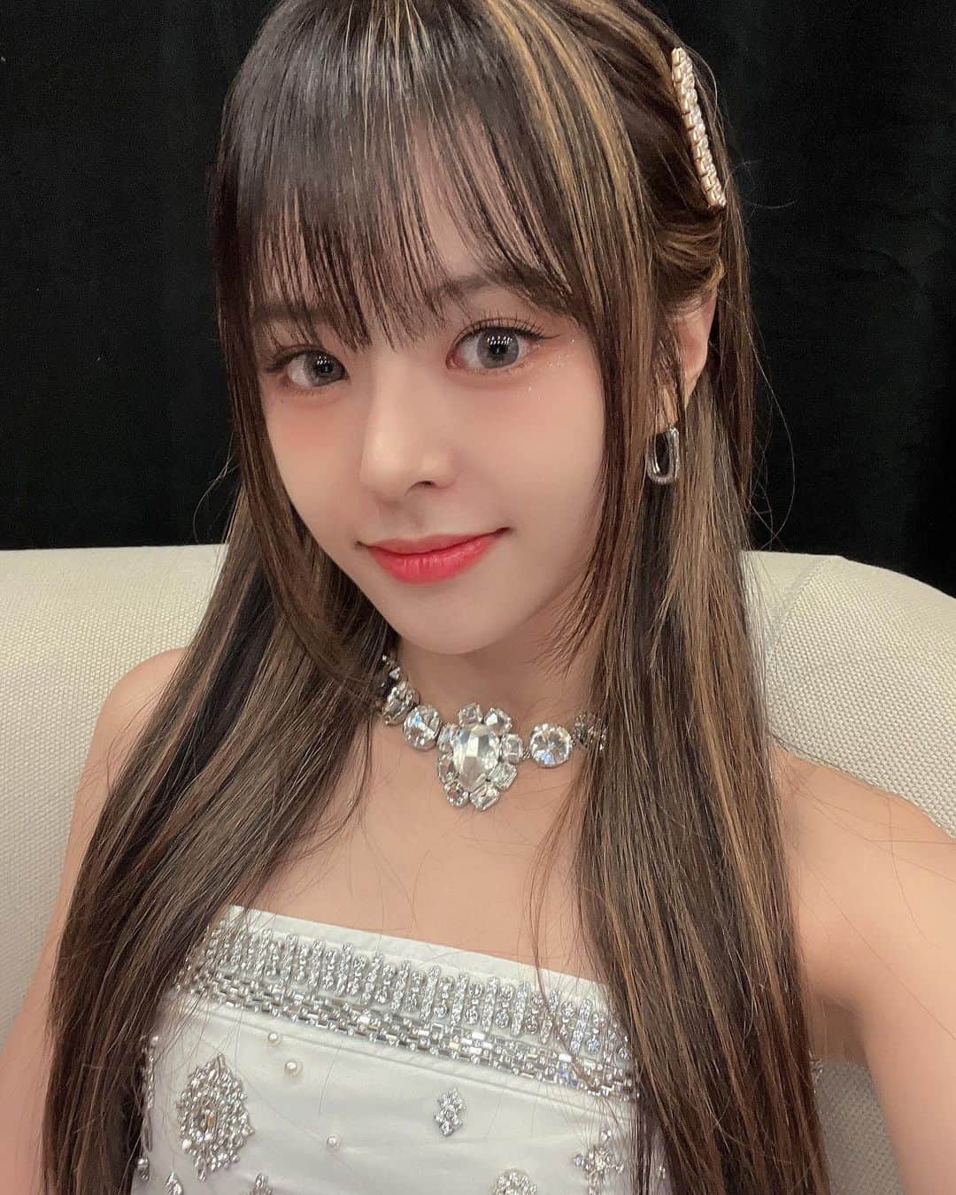 EVERGLOWのインスタグラム：「[📸Today EVERGLOW]   23.07.22 #YHfamilyconcert2023  오늘의 에버글로우💜  #EVERGLOW #에버글로우 #이유 #시현 #미아 #온다 #아샤 #이런」