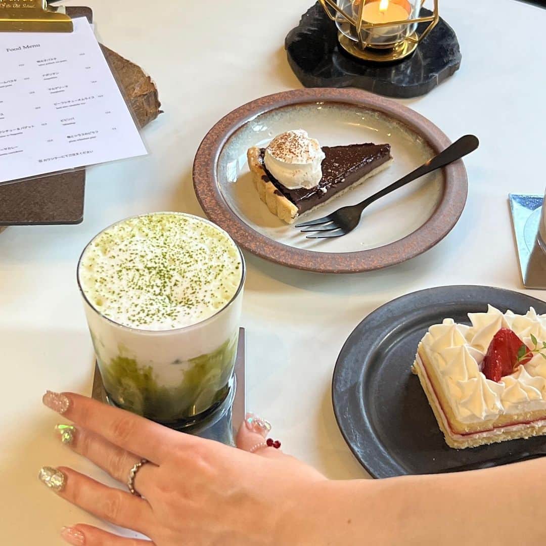 AOIのインスタグラム