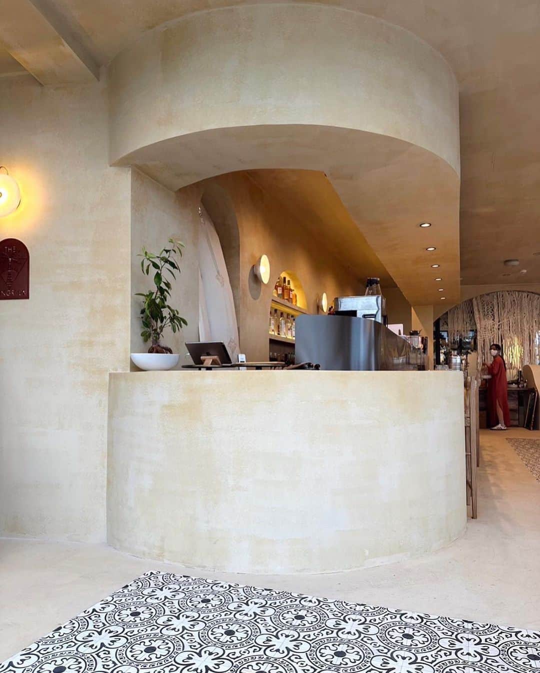 Jura Furnitureのグルメインスタ