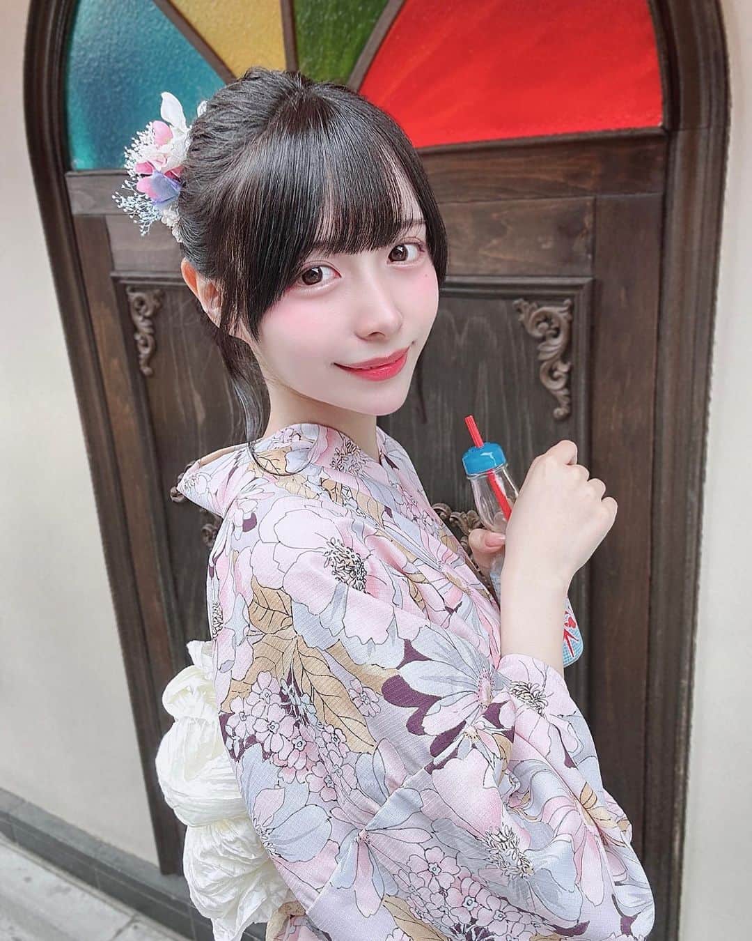 月野ちゃんのインスタグラム：「・ ・ ・ 夏うる2023🍧🐬浴衣~ 淡めのかわいいゆかたにしてみたラムネ。」