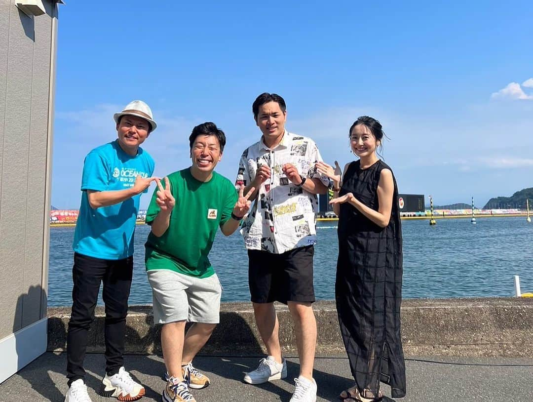 篠栗たかしさんのインスタグラム写真 - (篠栗たかしInstagram)「BOATRACE児島 ありがとうございましたー！！ ステージ2回と、YouTube配信にお邪魔させていただきました！！！ 天気も良く、最高に楽しい一日になりました！！！ あとは、舟券さえ当たっていれば… 次回は絶対万舟券獲ります！！  帰りに、児島ジーンズストリートにも行きまして、 カッコいいジーンズたくさん見て帰りました！  #岡山県  #ボートレース児島  #児島ジーンズストリート」7月23日 0時05分 - eight_bridge_guli