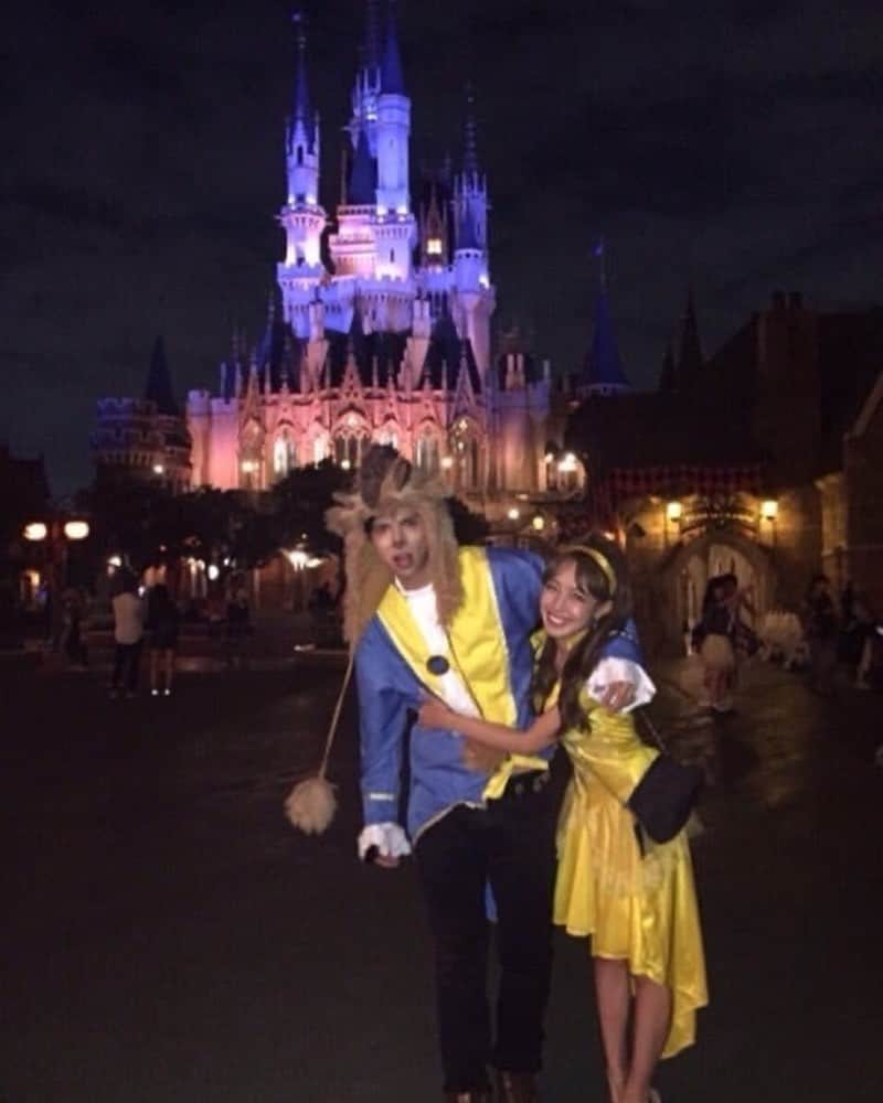 アレクサンダーのインスタグラム：「美女と野獣^_^ 楽しかったよん  #美女と野獣  #disneyland」