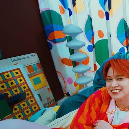 のインスタグラム：「JO1｜'NEWSmile' Official MV  𝐍𝐄𝐖 𝐒𝐈𝐍𝐆𝐋𝐄 '𝐍𝐄𝐖𝐒𝐦𝐢𝐥𝐞'  ˗ˏˋ𝐂𝐃 𝐆𝐎𝐎𝐃𝐒 ˎˊ˗ 2023.7.24(Mon) RELEASE  #JO1 #NEWSmile」