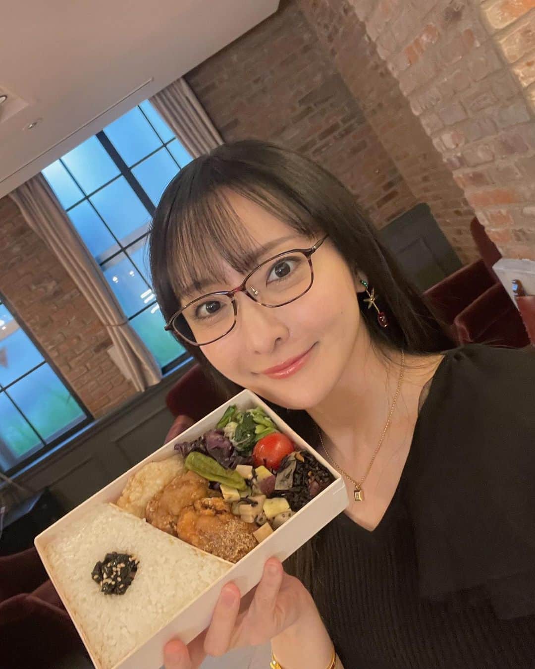 松澤千晶さんのインスタグラム写真 - (松澤千晶Instagram)「今日のお弁当もとても美味しかったです。  インスタ、見てくださっているみたいなので。 いつもありがとうございます。  #十季舎 #お弁当」7月23日 0時11分 - chiaki_matsuzawa