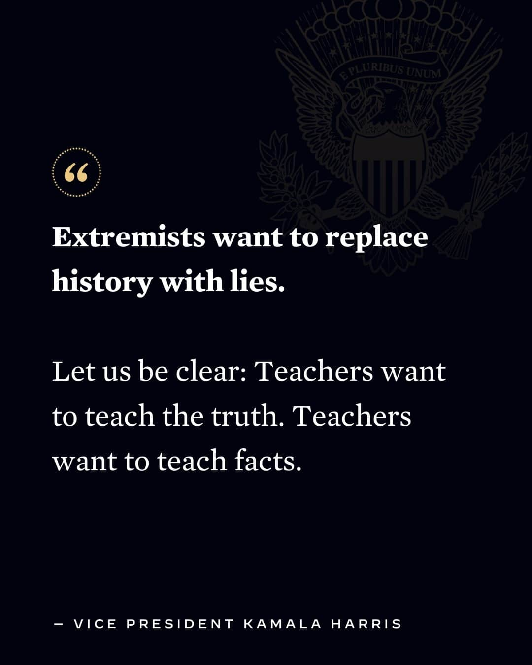 ジョー・バイデンさんのインスタグラム写真 - (ジョー・バイデンInstagram)「Extremist so-called leaders are already banning books. Now, they want to replace history with lies.   Let’s be clear: This is not only about the state of Florida. There is a national agenda afoot.」7月23日 3時00分 - vp