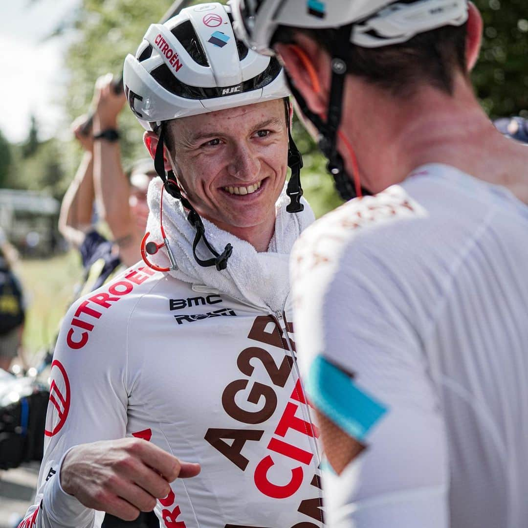 Citroënさんのインスタグラム写真 - (CitroënInstagram)「🇫🇷 @letourdefrance   🥈 Conclure le Tour de France avec une 2e place au sommet du Markstein parmi les champions 🔥 Un grand bravo à Felix, à toute l’équipe et à l’ensemble du staff 🙌  🥈 Concluding the Tour de France with a 2nd place at the summit of Markstein among the champions 🔥 Congrats to Felix, the whole team and the entire staff 🙌  #AG2RCITROËNTEAM #RoulonsAutrement #RideDifferently - © Getty / KBLB」7月23日 2時11分 - citroen