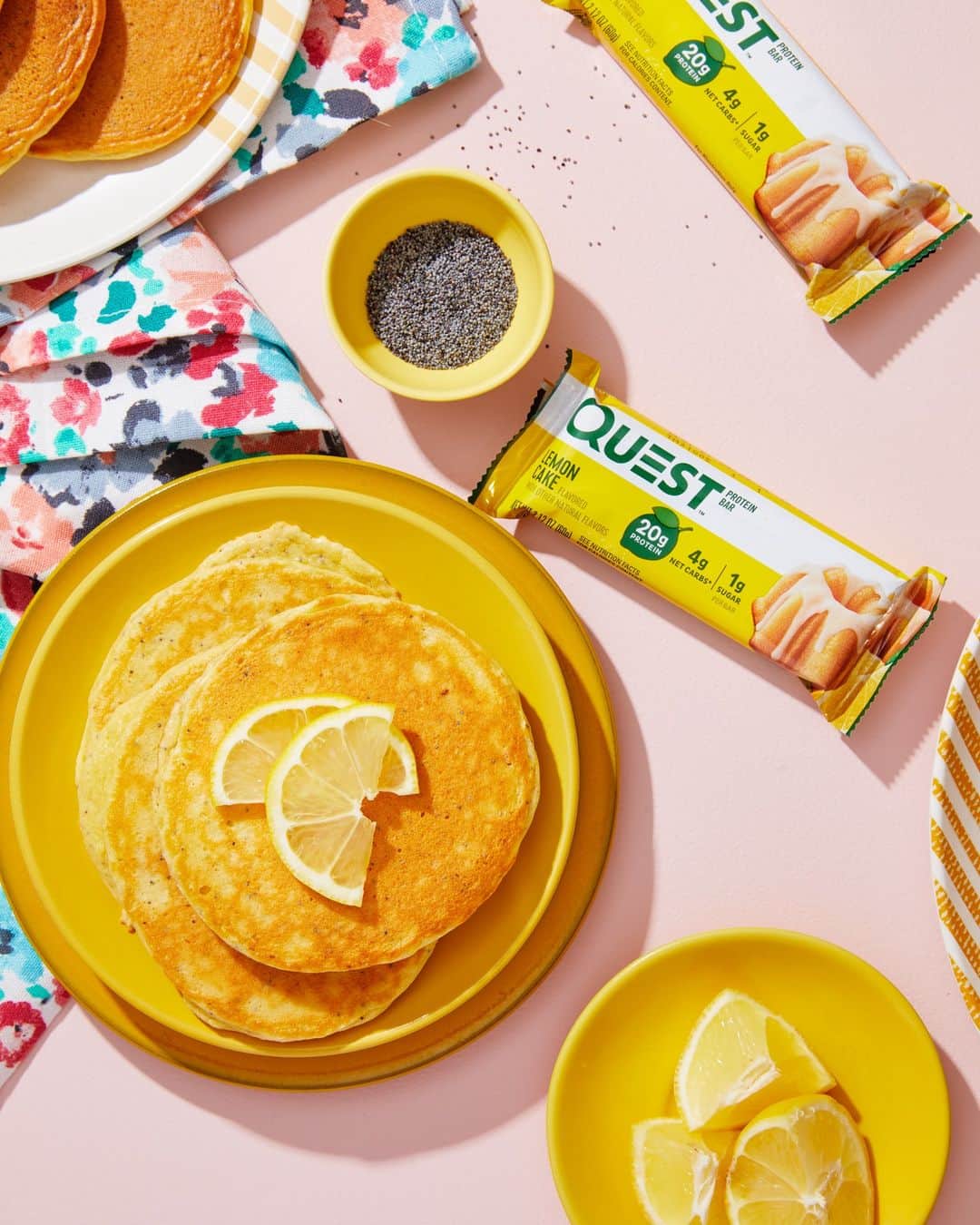 questnutritionさんのインスタグラム写真 - (questnutritionInstagram)「Questified Lemon Poppy Seed Pancakes 💪🍋🥞 • 👉 FULL RECIPE LINK IN BIO (swipe left to 2nd card) 👈 • Per serving: 15g protein, 10g carbs, 24g fat (3g net carbs) #OnaQuest #Questify #QuestNutrition #QuestBar #QuestBars」7月23日 2時09分 - questnutrition